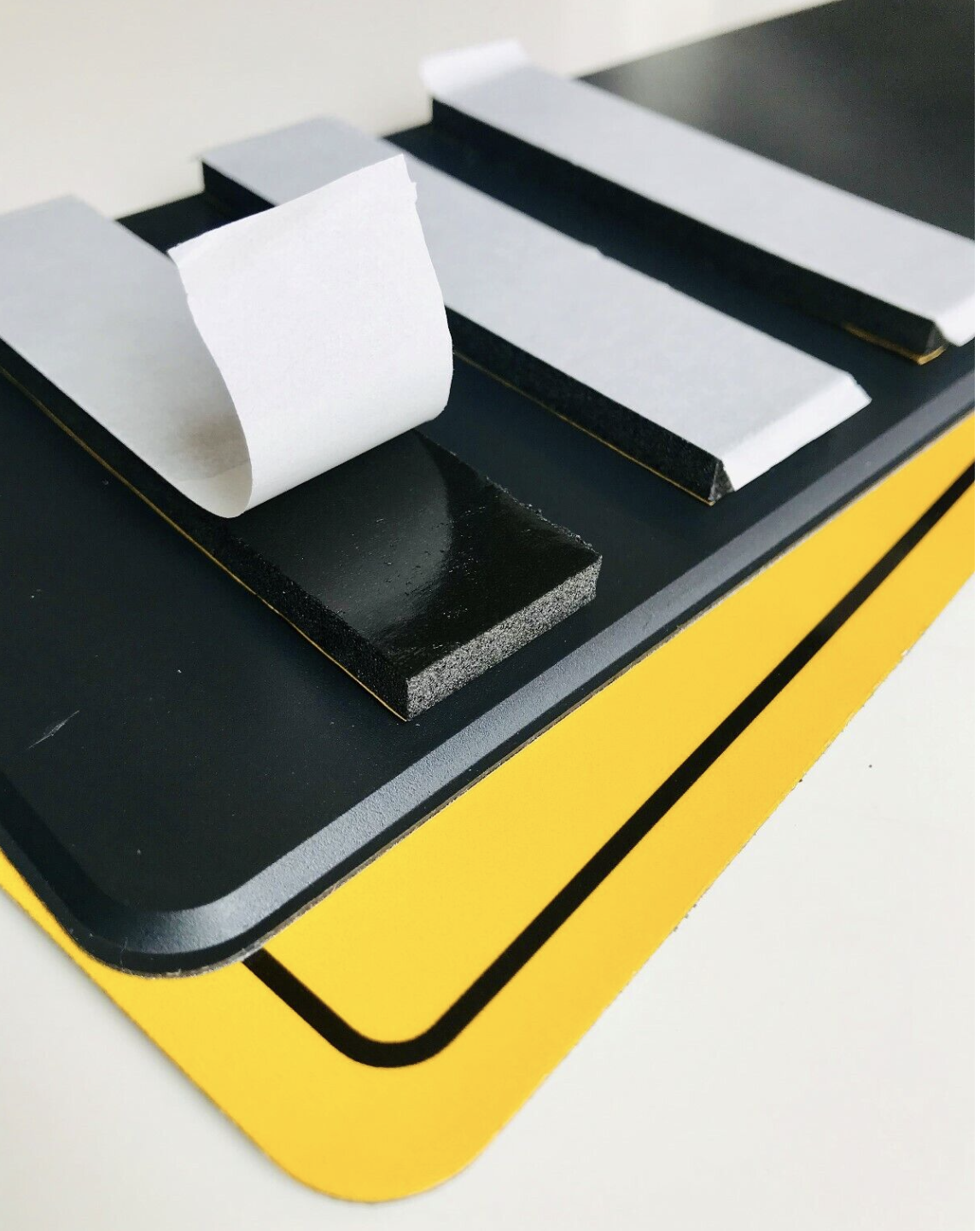 NUMBER PLATE STICKY PAD KIT (5mm)
